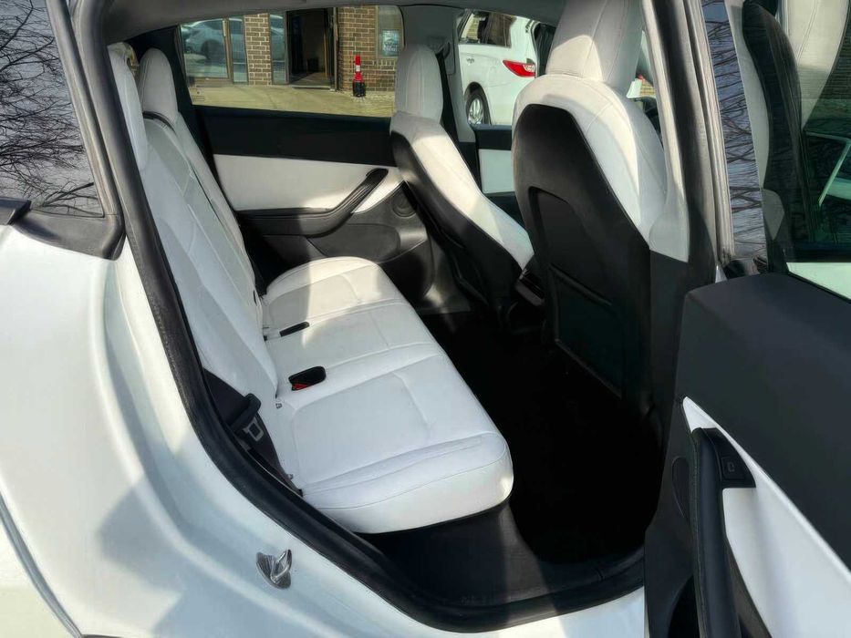 Tesla Model Y Performance      2022