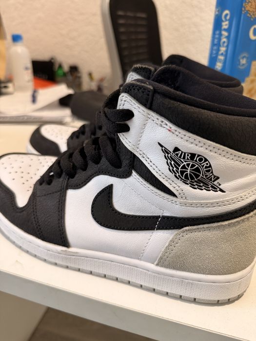 Air Jordan 1 High OG "Bleached Coral"