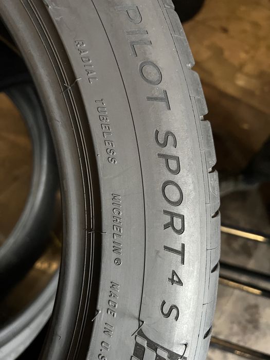 285/40/20+255/45/20 R20 Michelin Pilot Sport 4S 4шт