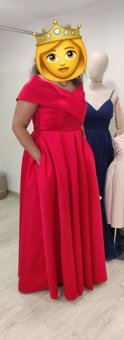 Vestido vermelho de princesa