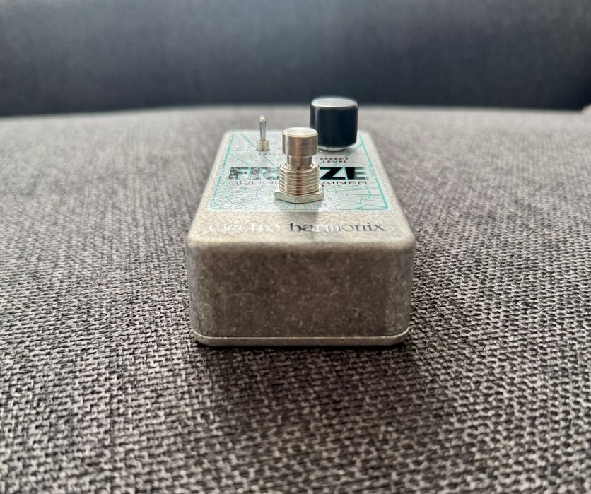 Electro Harmonix Freeze Sound Retainer