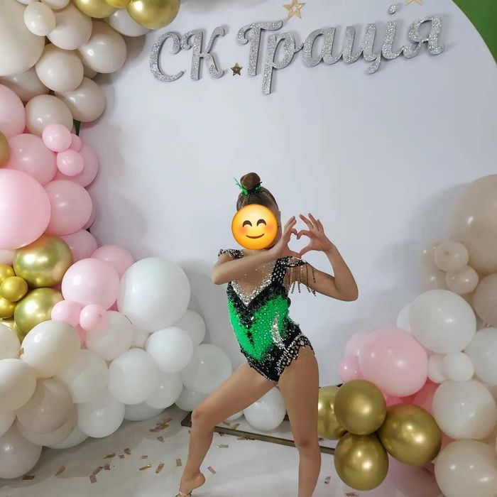 Продається купальник для художньої гімнастики