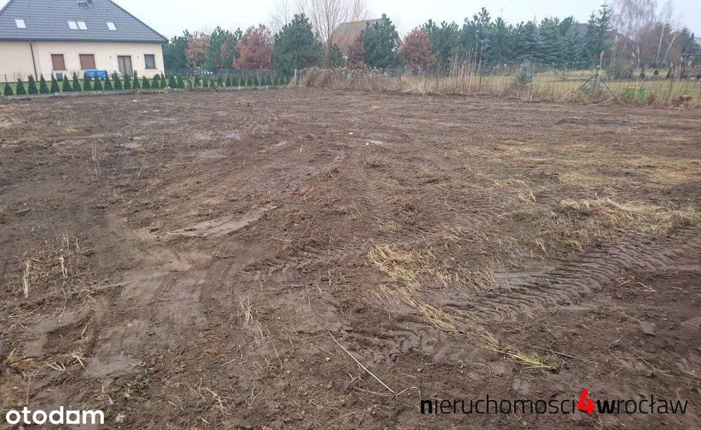 Budowlana z miejską wodą i kanalizacją - Widok 3