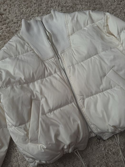 Весняна куртка-бомбер