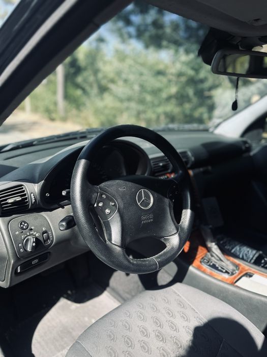 Carrinha Mercedes Benz C220 CDI