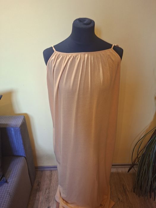 Duża sukienka plus size H&M