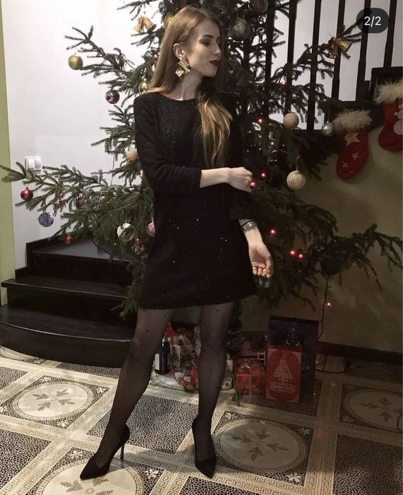 Платье с пайетками