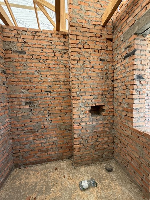 Продаж сучасний будинок на етапі будівництва в с. Голишів(2 км від Боратина) Луцький район