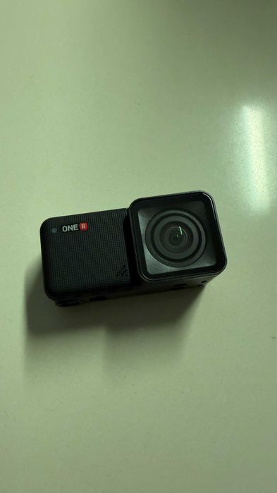 Câmara de acção Insta360 One R