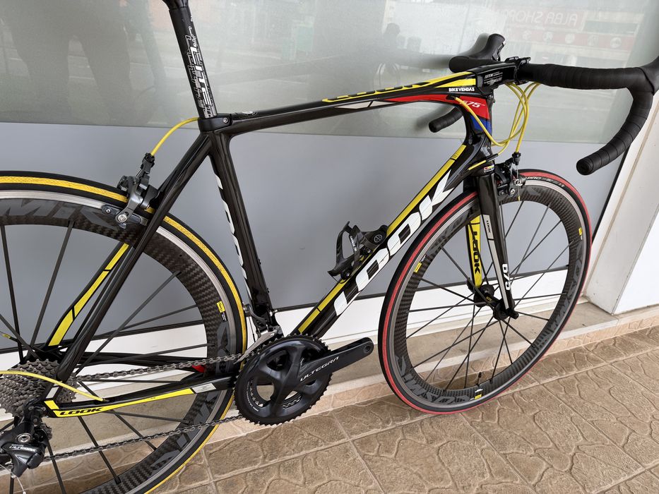 Bicicleta de estrada Look - Muito bem equipada!