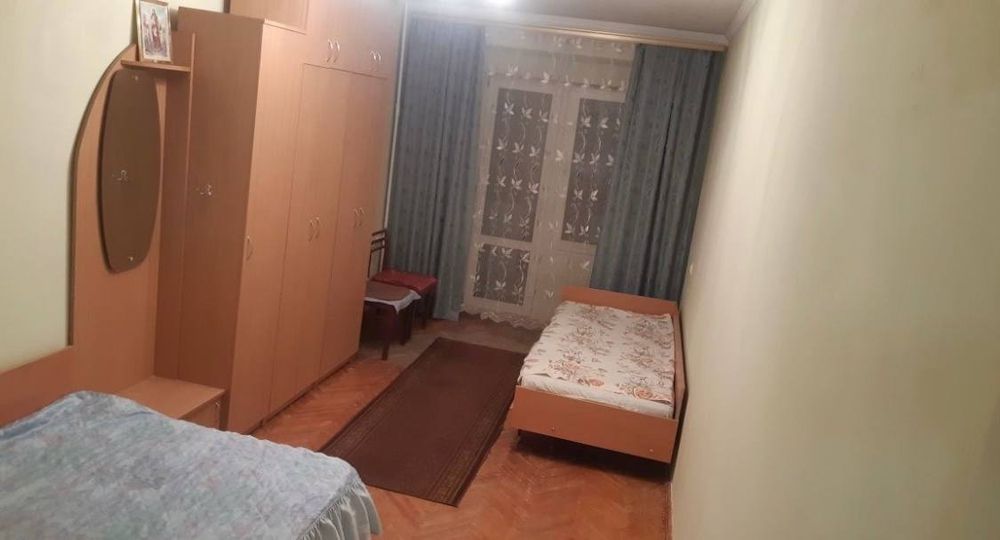 Здається затишна 2-кімнатна квартира в хорошому житловому стані!