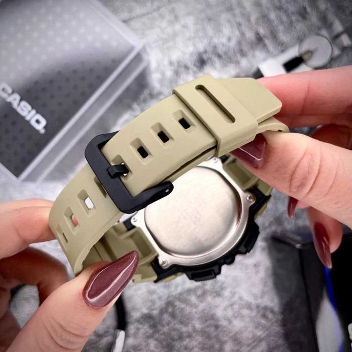 Чоловічий годинник Casio WS-1700H-5A