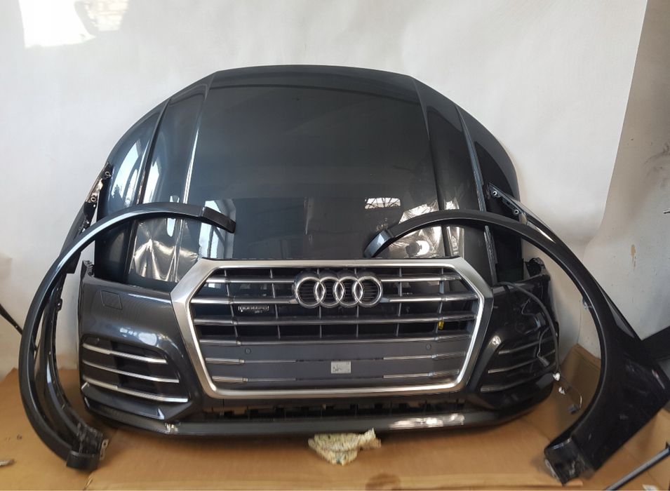 AUDI SQ5 Q5 80A Перед капот бампер фари