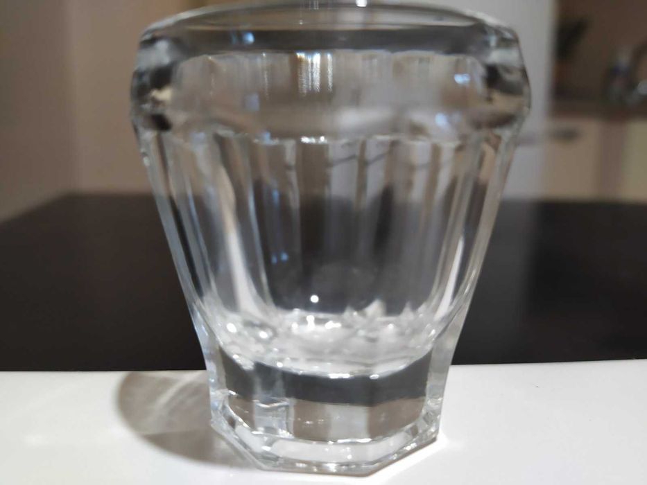 Стопка водочная 25 мл -  10 штук.  Цена 130 грн.