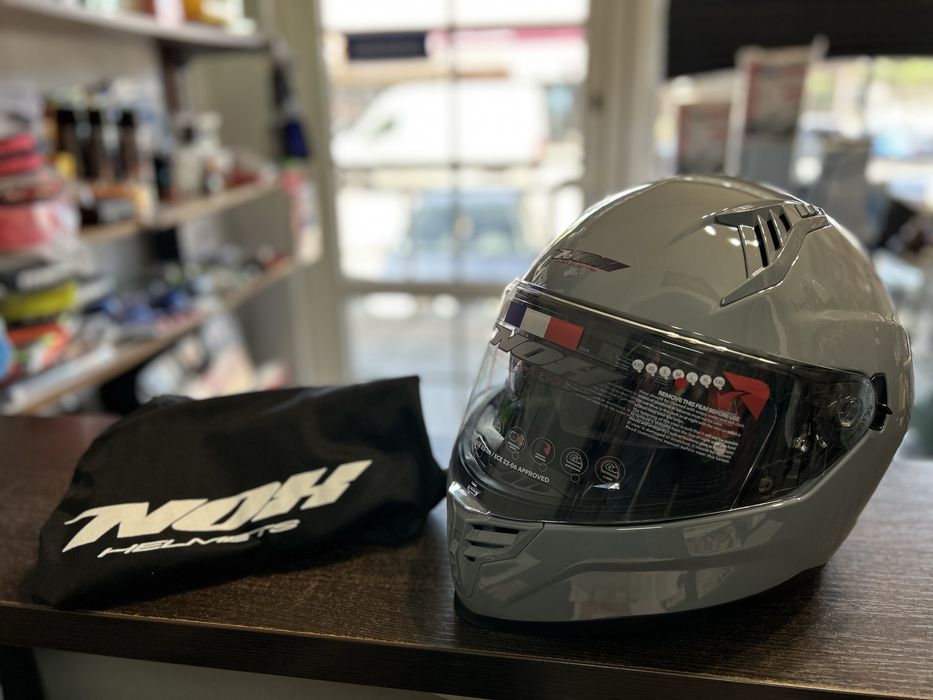 Мотошолом Nox N401 Full Face розмір M