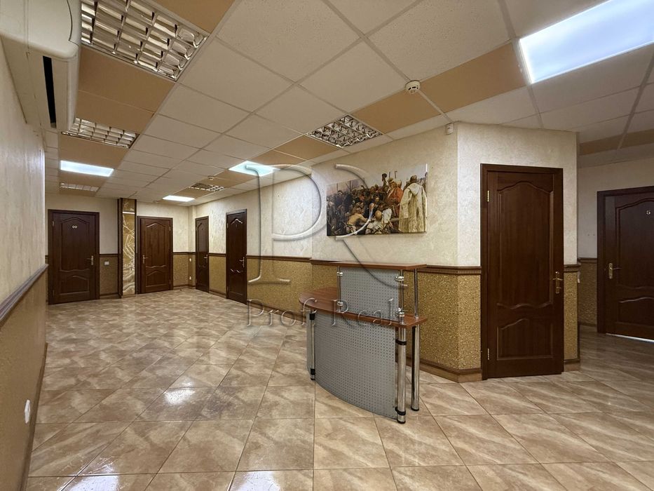 БЕЗ% Ліфти працюють завжди. Оренда офісу 255м2 Здолбунівська 9Б Позняк