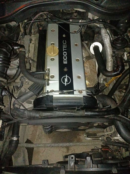 Опель омега B 2 л 16 кл