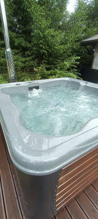Jacuzzi, Balia, hot tuba, ruska beczka, kwadratowa