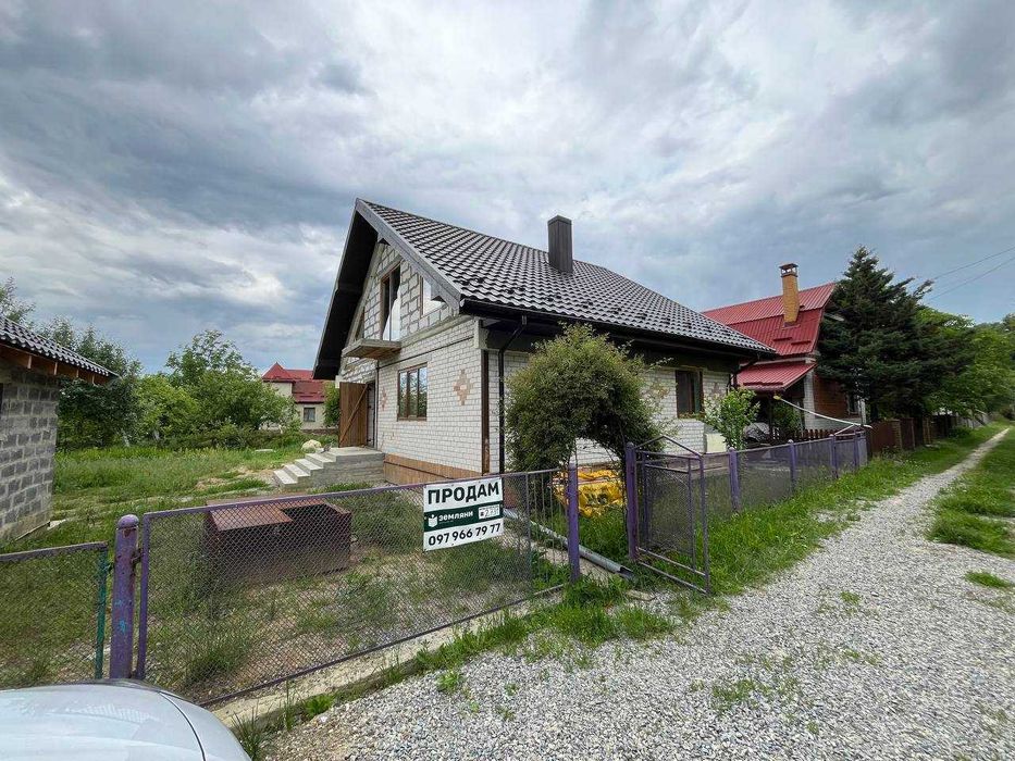 Продається будинок у с. Ценжів (2)