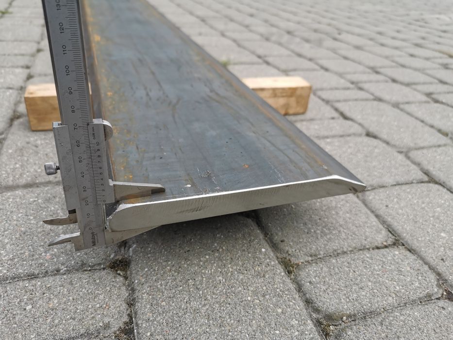Lemiesz do łyżki 200x20 500HB, Hardox
