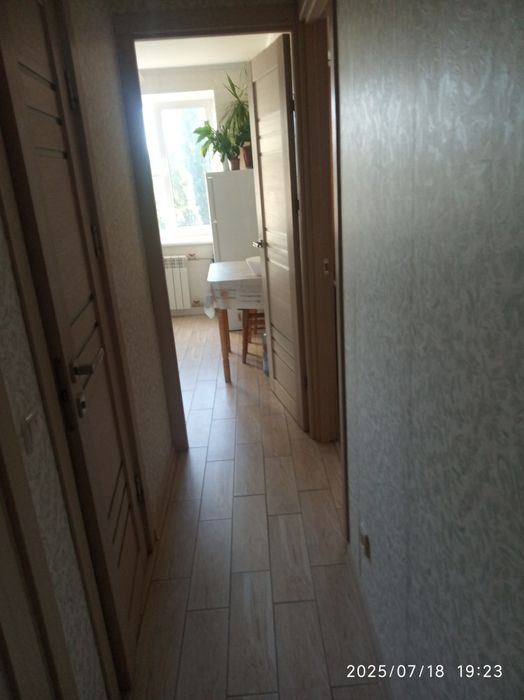 Сдам комнату на  ул. Малиновского (без хозяйки) для 1 девочки