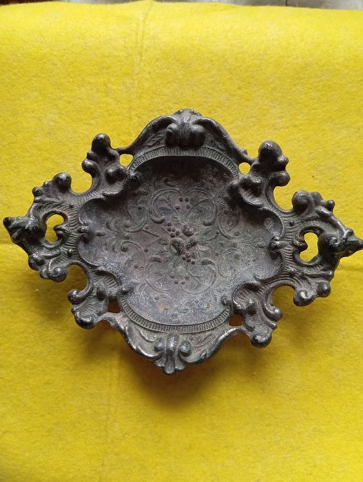 Ретро пепельница.