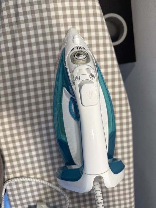 Утюг Tefal в отличном состоянии