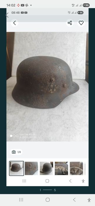 Шлем и фуражки разные