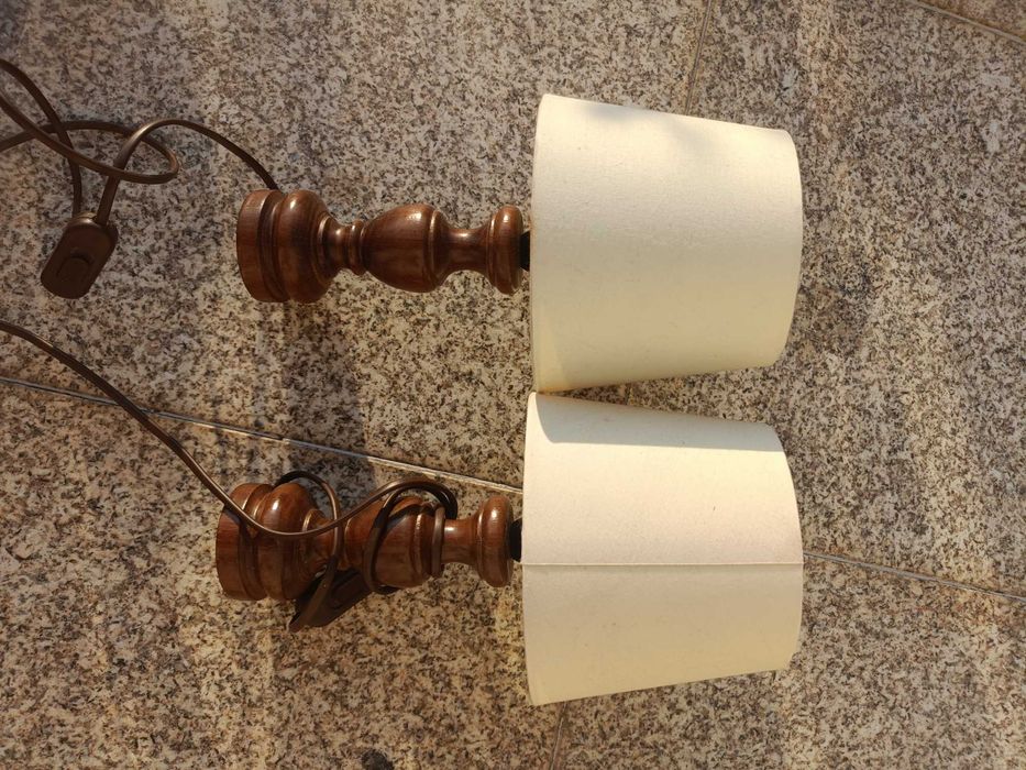 Candeeiros de mesinha de cabeceira
