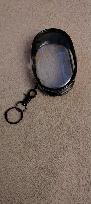 Przezroczyste etui do ładowarki
