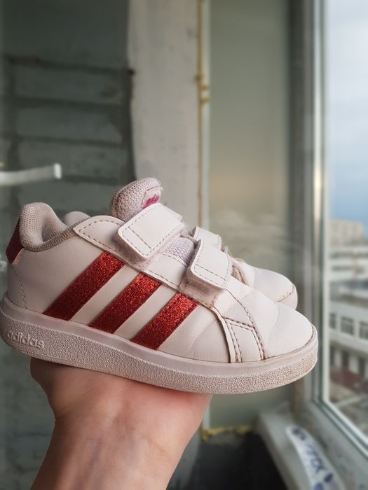 Кросовки Adidas 25р