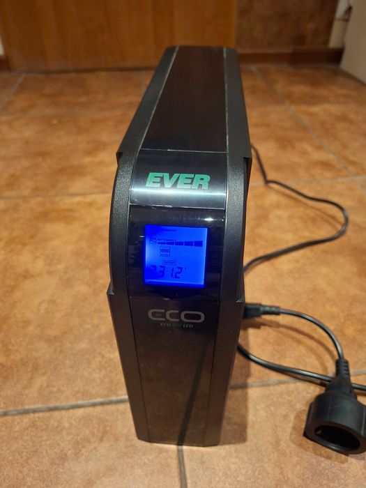 UPS Ever Eco 800 500W LCD