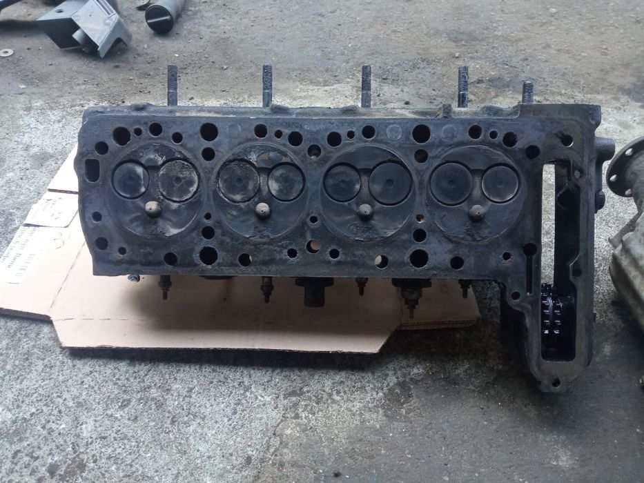 Головка блока 2.4 ОМ 616 Мерседес 207 307 407 БУС, МБ 100, 123 ГБЦ
