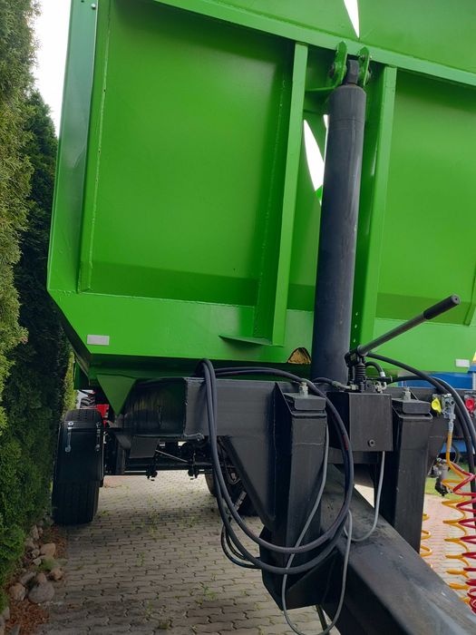 przyczepa rolnicza skorupowa tandem 30m3 . Raty 0%