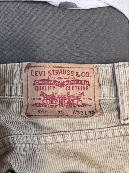 Чоловічі вельветові штани Levi's моделі 501