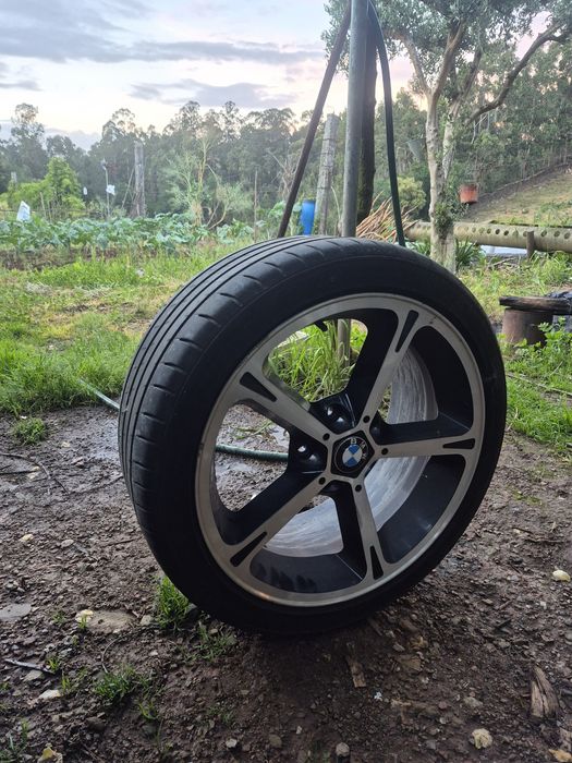 Vendo jantes 18 ac schnitzer com pneus