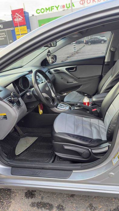 В продажі Хюндай Елантра