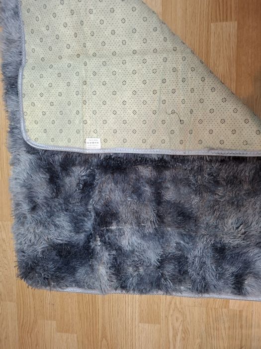 Dywanik włochacz 80 x 120 sprzedam
