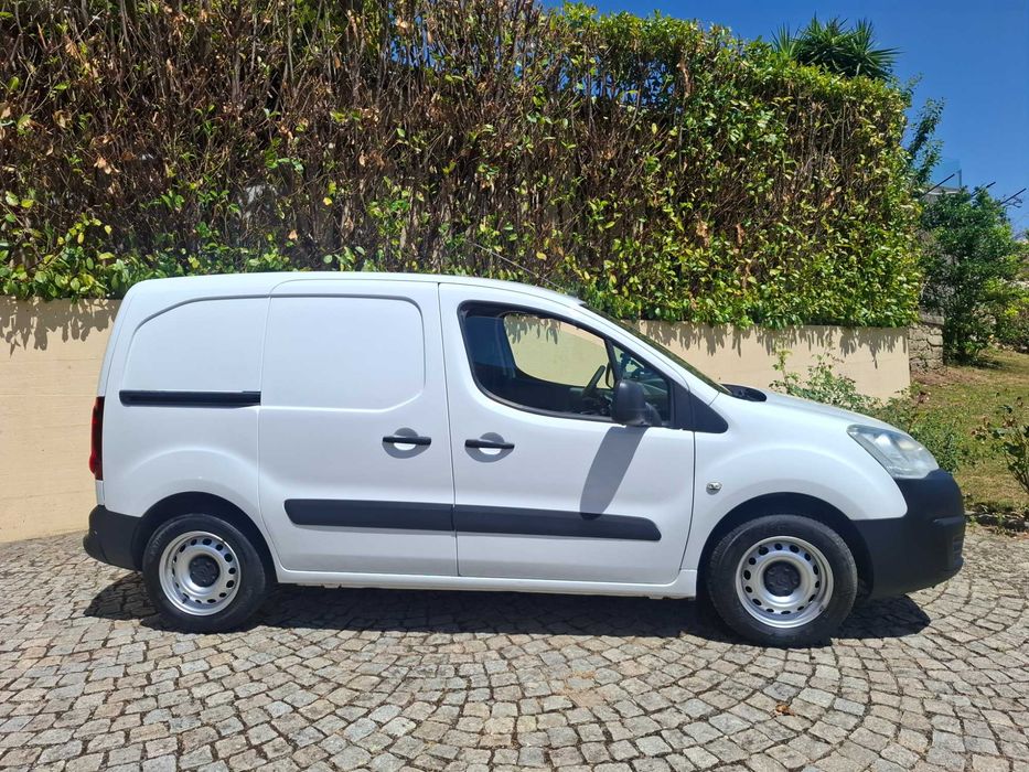Citroen Berlingo Nacional 1.6-100cv 103.700 km