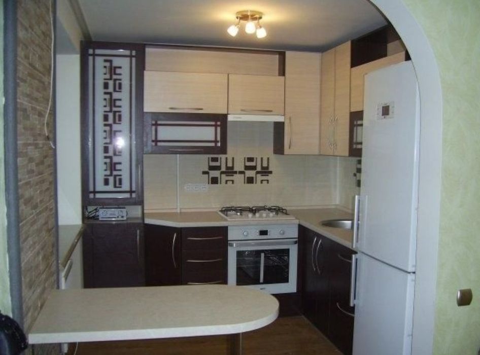 Здам подобово свою 2-кмн квартиру в  центрі м.Балаклія.