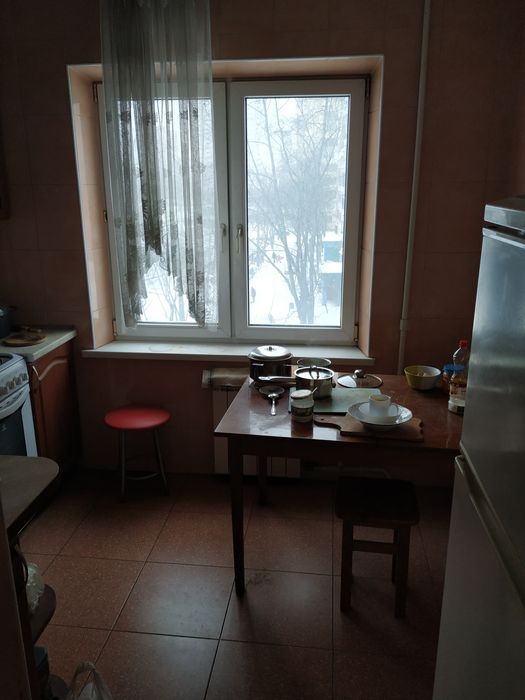 Сдам комнату в 2-ух комнатной квартире ул. Здолбуновская