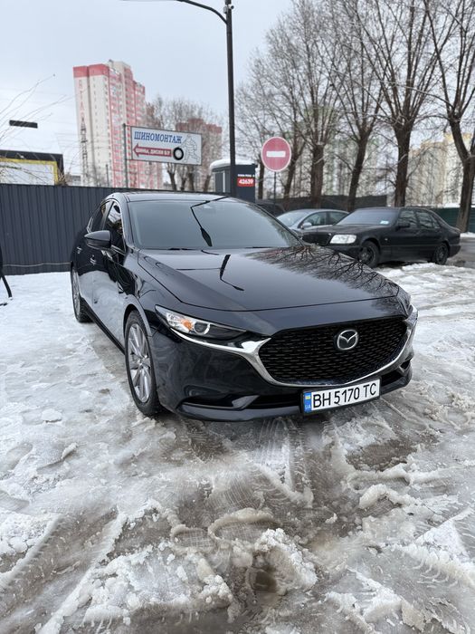 Мазда 3 2018рік 2.5