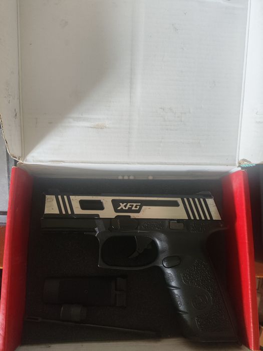 Réplica de airsoft - ICS XFG
