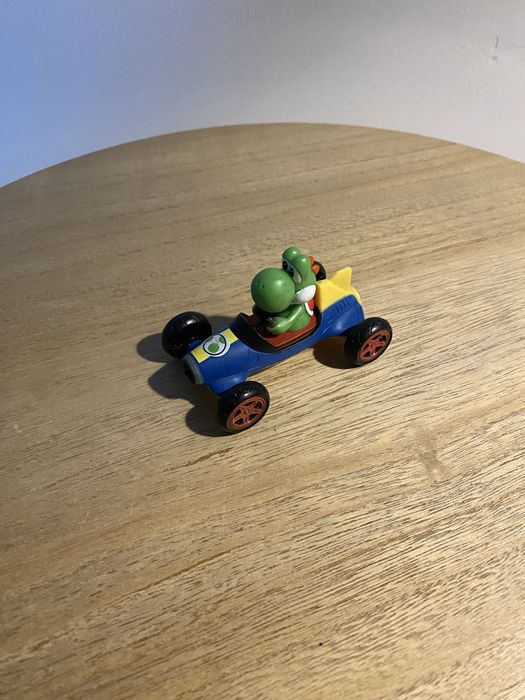 Yoshi Mario Kart 8 2016 kolekcjonerski