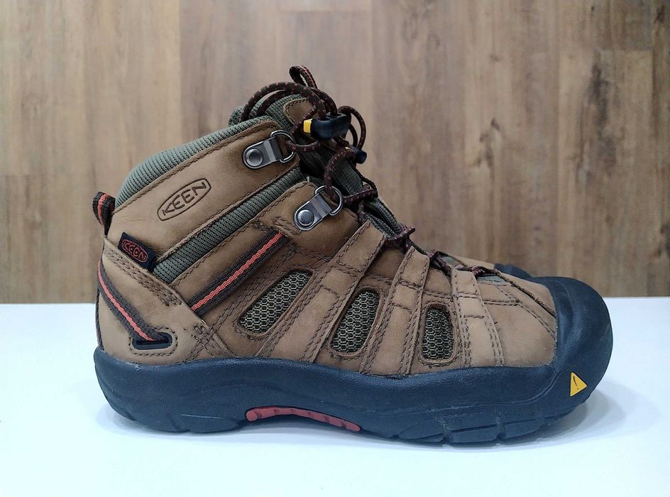 Ботинки трекинговые Keen®. Размер 34 - 35 Термо