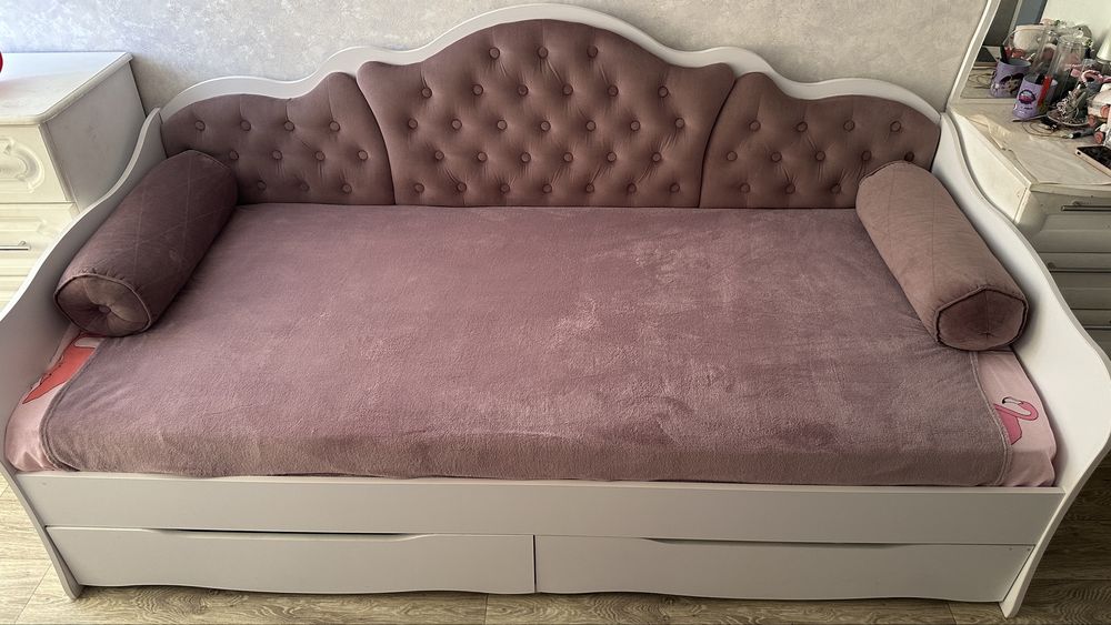 Дитяче ліжко з матрацом/без.. продам срочно!