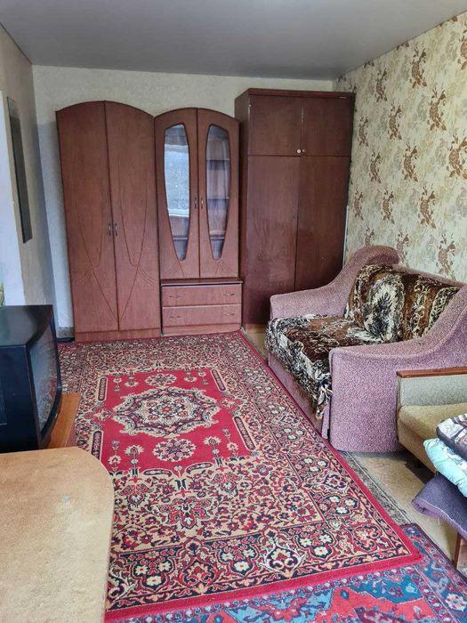 Продам 2 кімн. МАЛОСІМЕЙКУ на Молодіжному. 7500