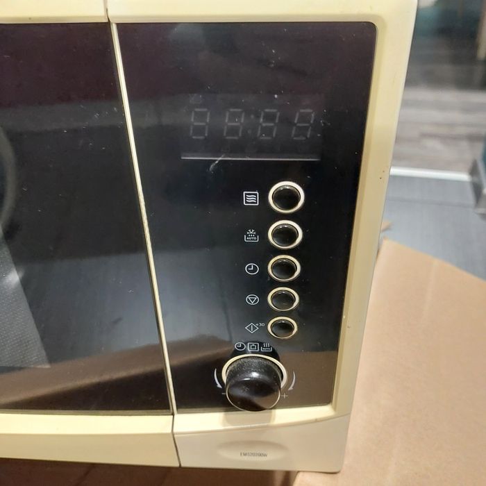 Kochenka mikrofalowa Electrolux