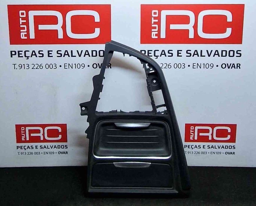 Consola Central BMW 3 (F30, F80) ano 2012