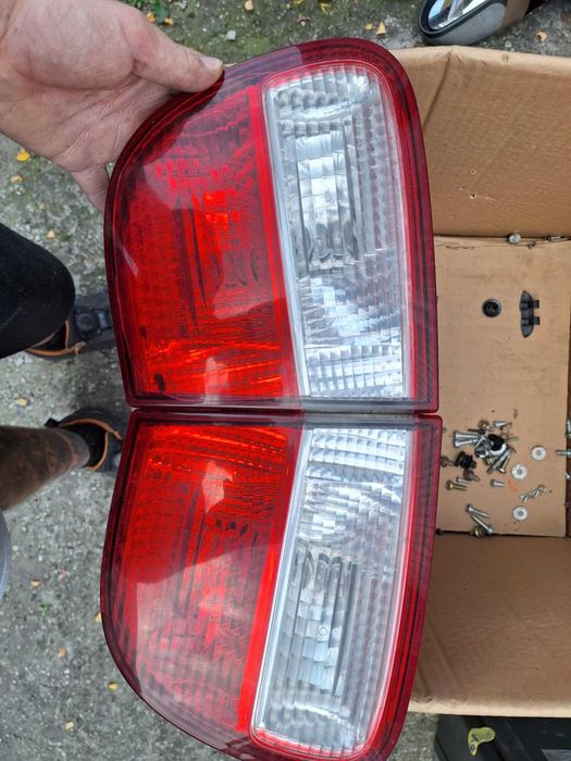 lampy tylne seat len 1m